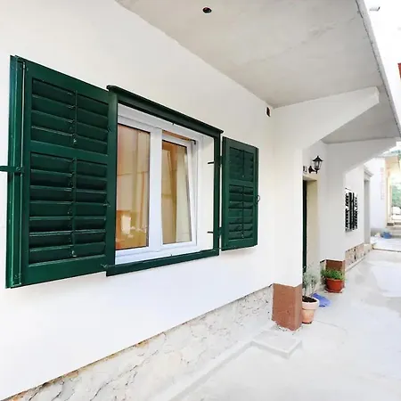 Bruno-centre Of * Sibenik